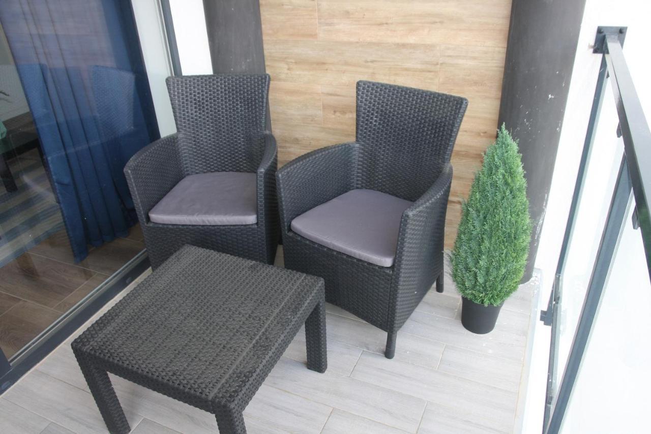 Apartament Nad Lisim Jarem Jastrzębia Góra Zewnętrze zdjęcie